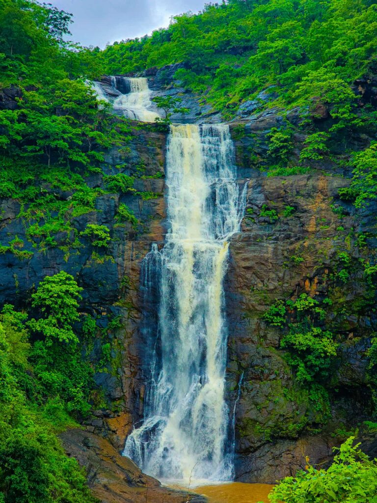 5 Beautiful Waterfalls in Gujarat You Must See